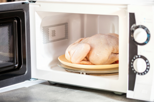 How To Defrost Chicken In Microwave 6 Tips And Tricks