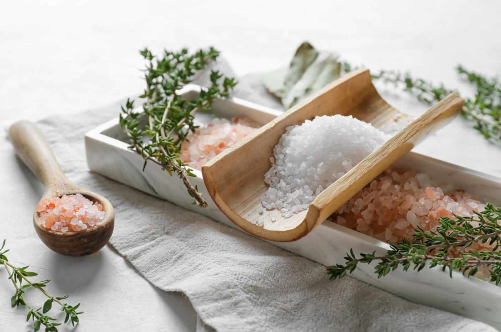 Composition with different salt and herbs