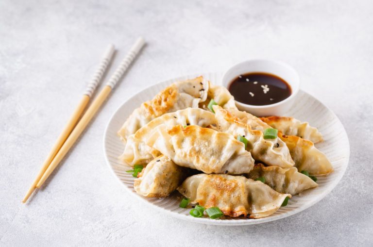 Steamed Vs Fried Dumplings 3 Differences And Similarities