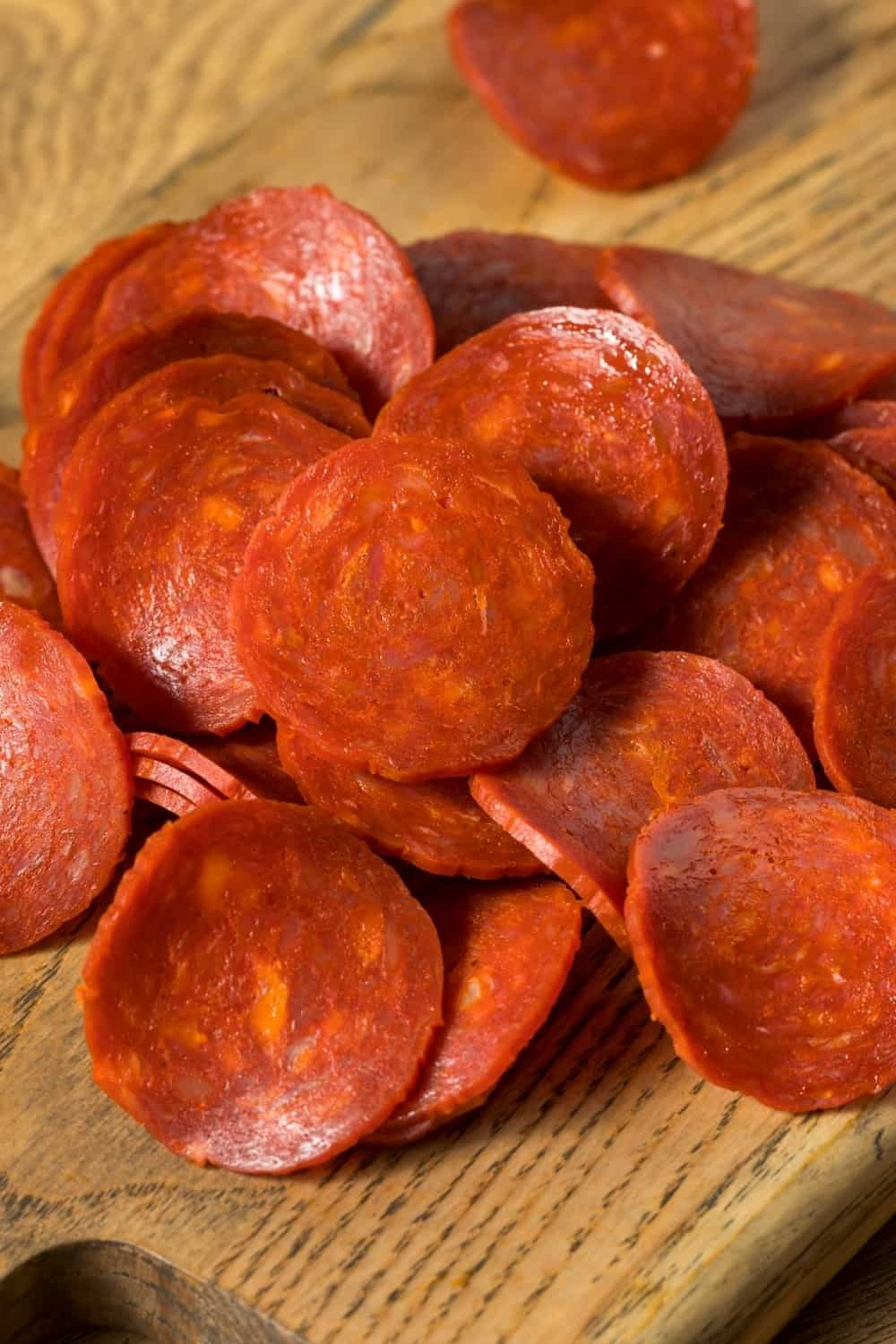 Pepperoni italien non séché biologique Tranches prêtes à l'emploi