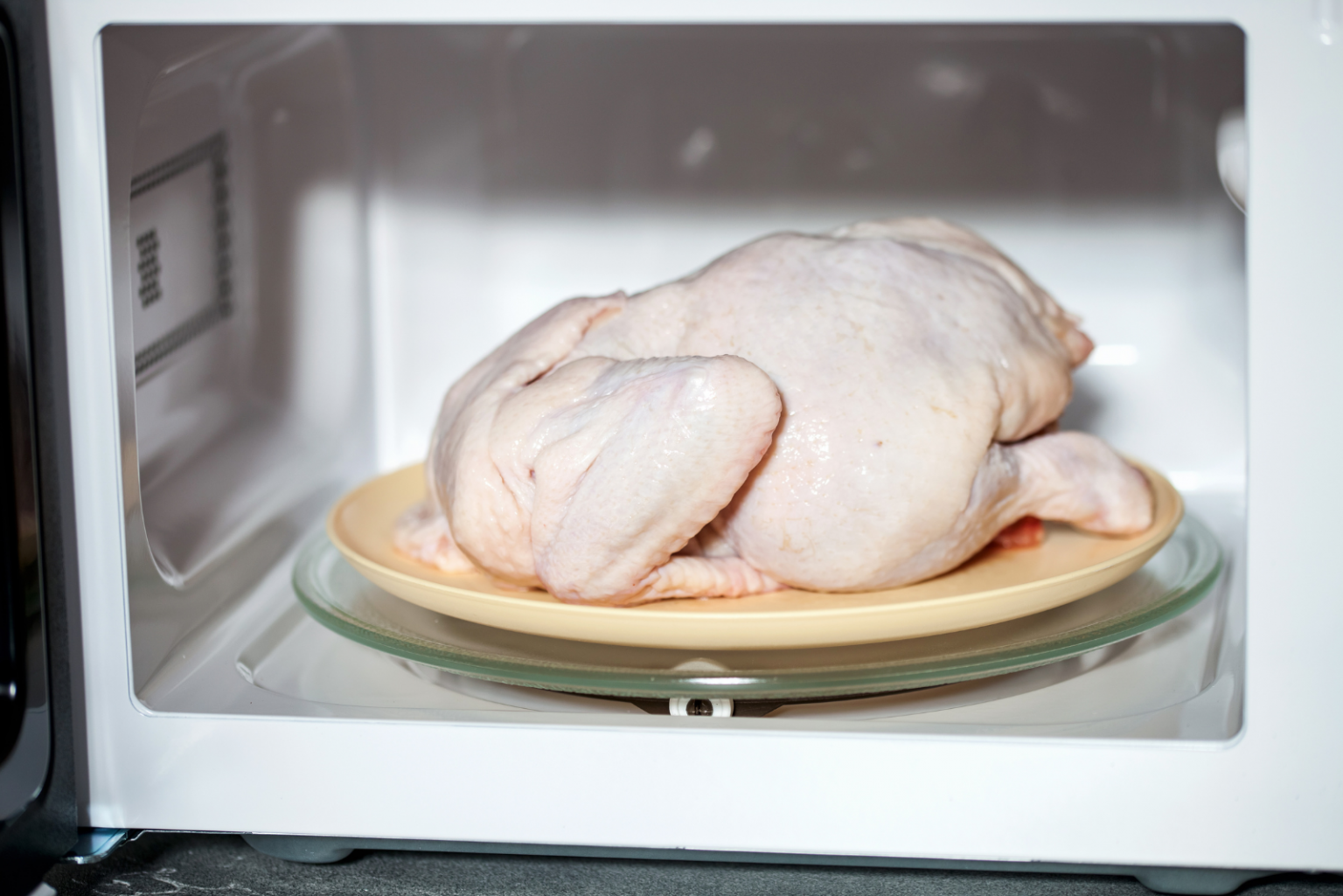 How To Defrost Chicken In Microwave + 6 Tips And Tricks