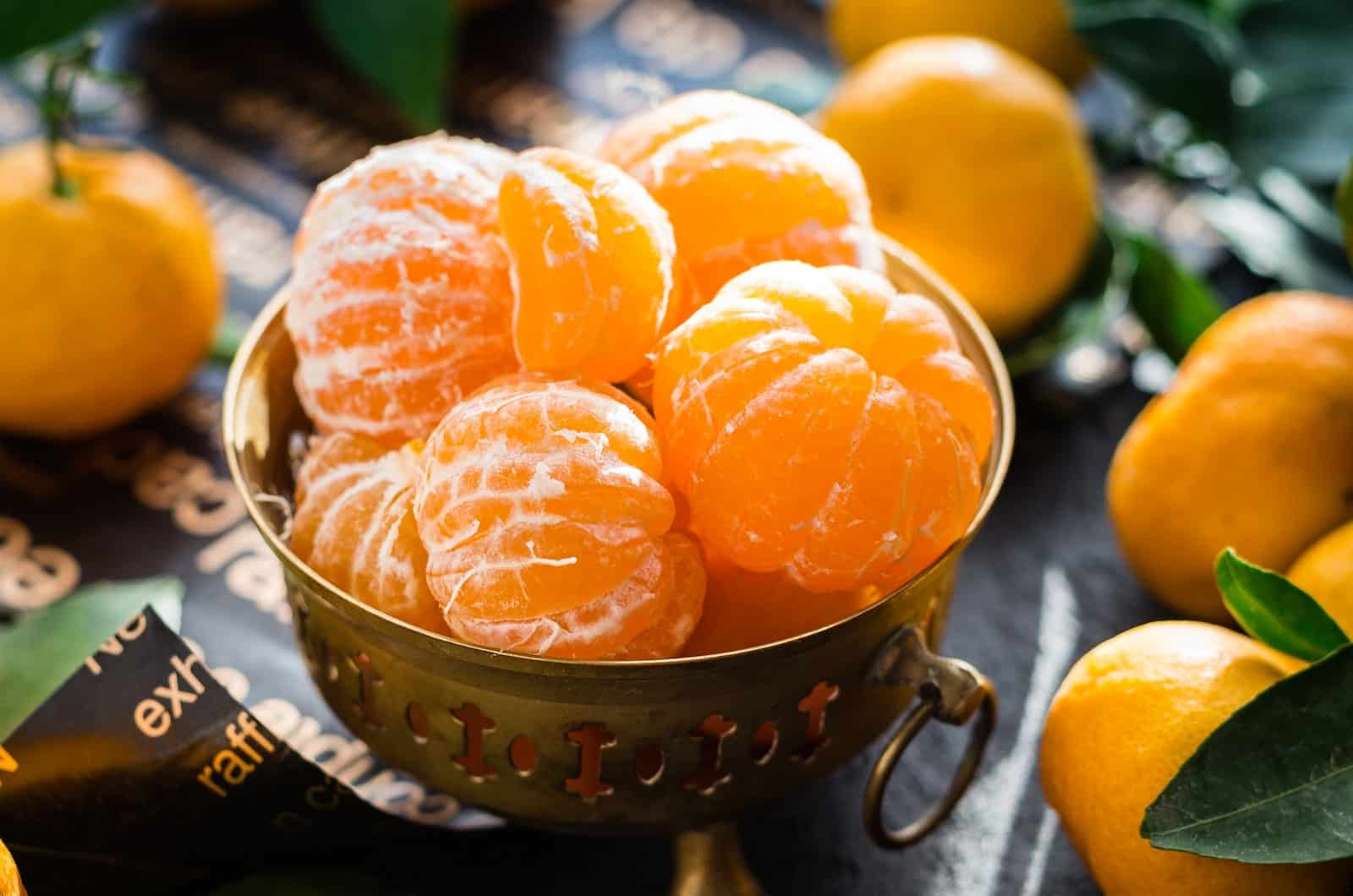 mandarins in bowl