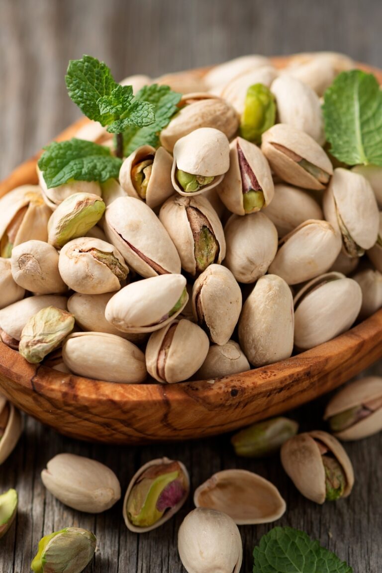 13 Interesting Reasons Why Pistachios Are So Expensive