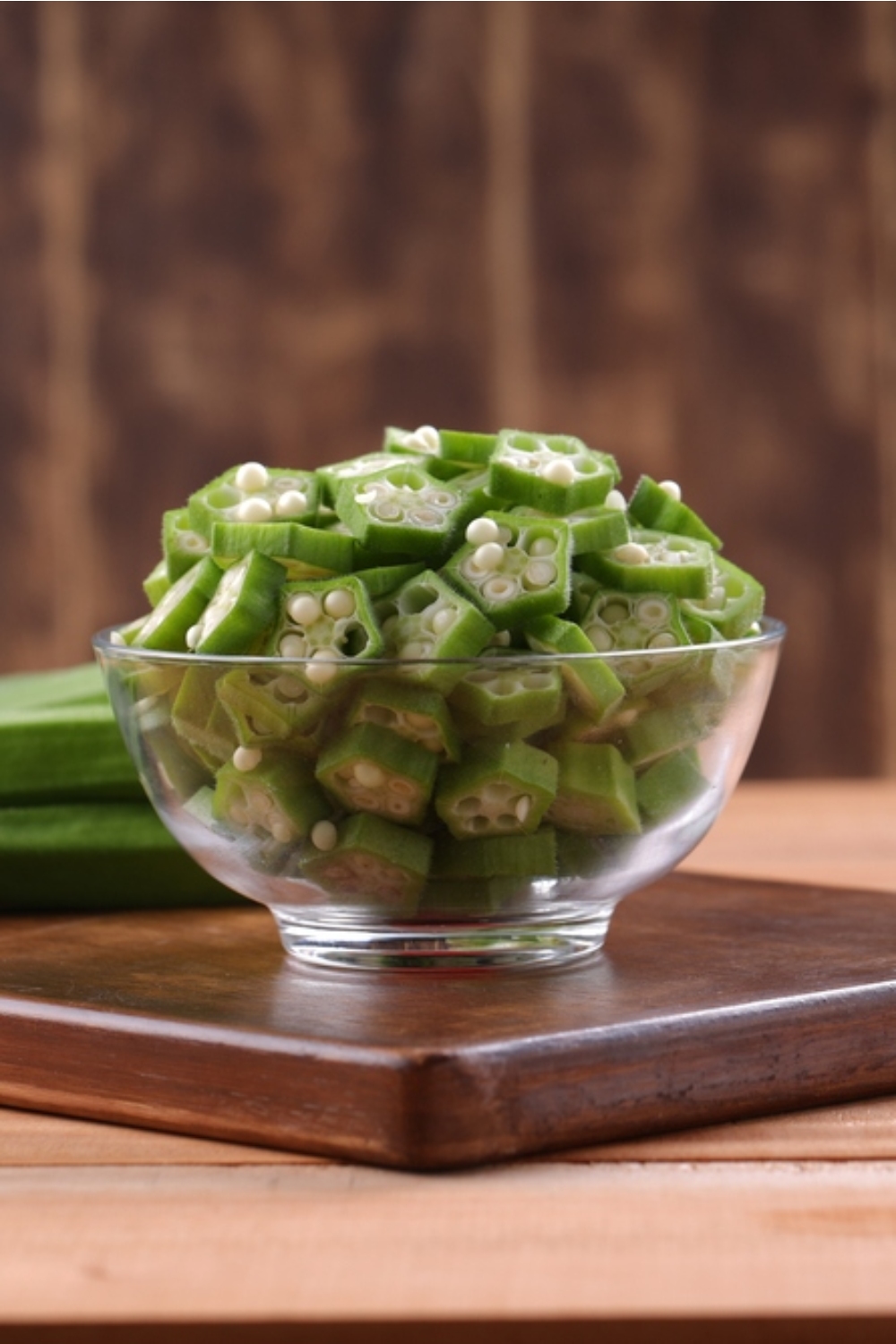 raw okra in a bowl