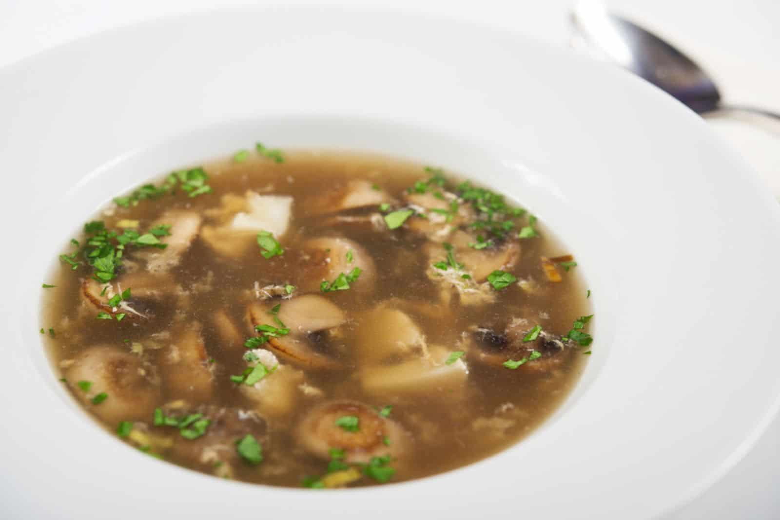 Bouillon de champignons