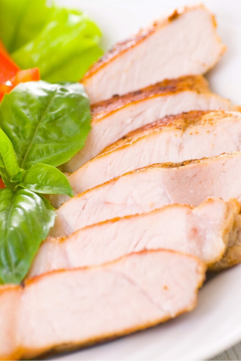 How Long To Bake Thin Chicken Breast (Recipe Included)