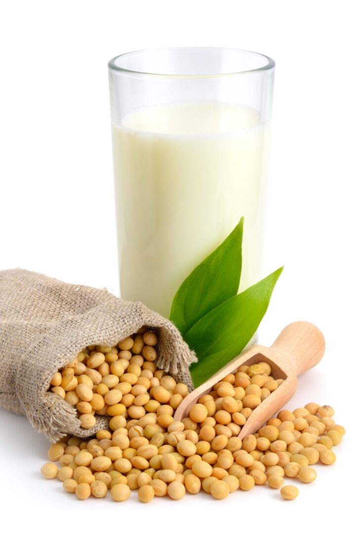 Can I Substitute Heavy Cream For Milk? + 8 Other Substitutes