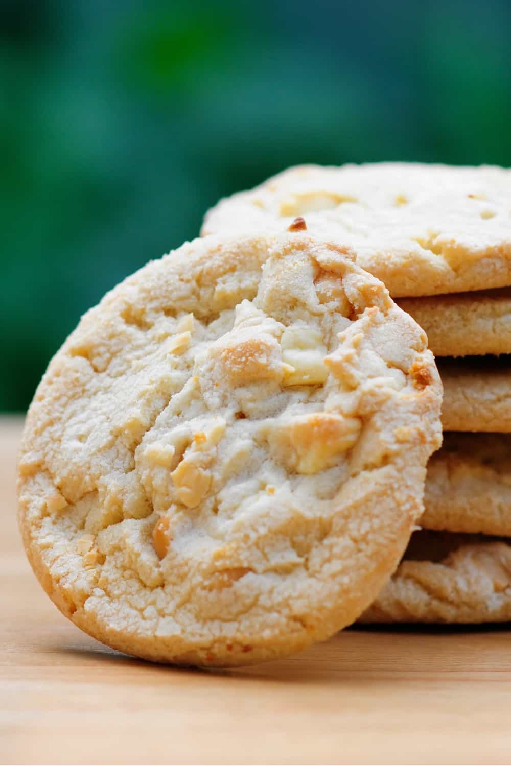 biscotti al cioccolato bianco e noci