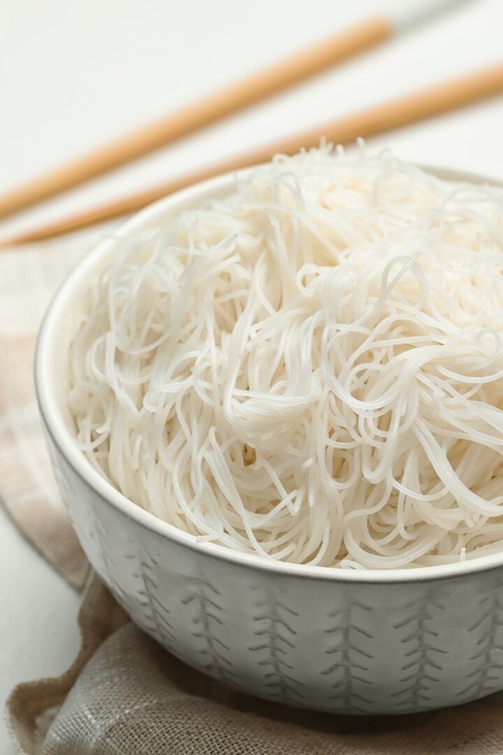 9 Main Differences Between Egg Noodles Vs Rice Noodles