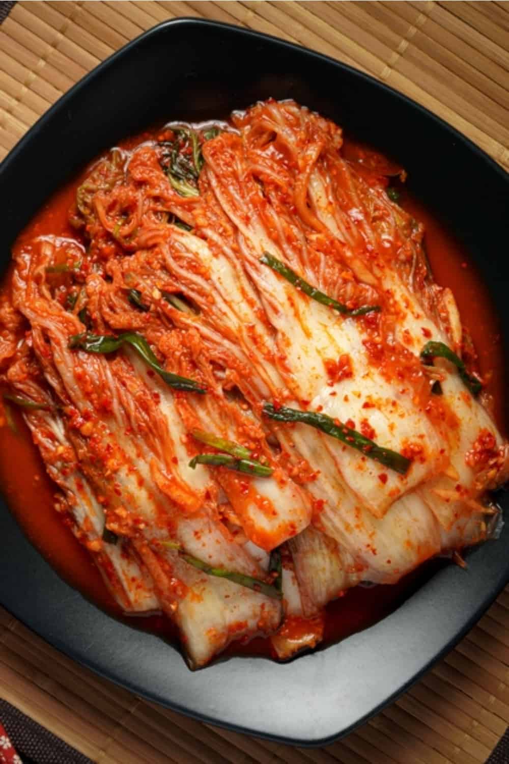 comida kimchi coreana en un bol