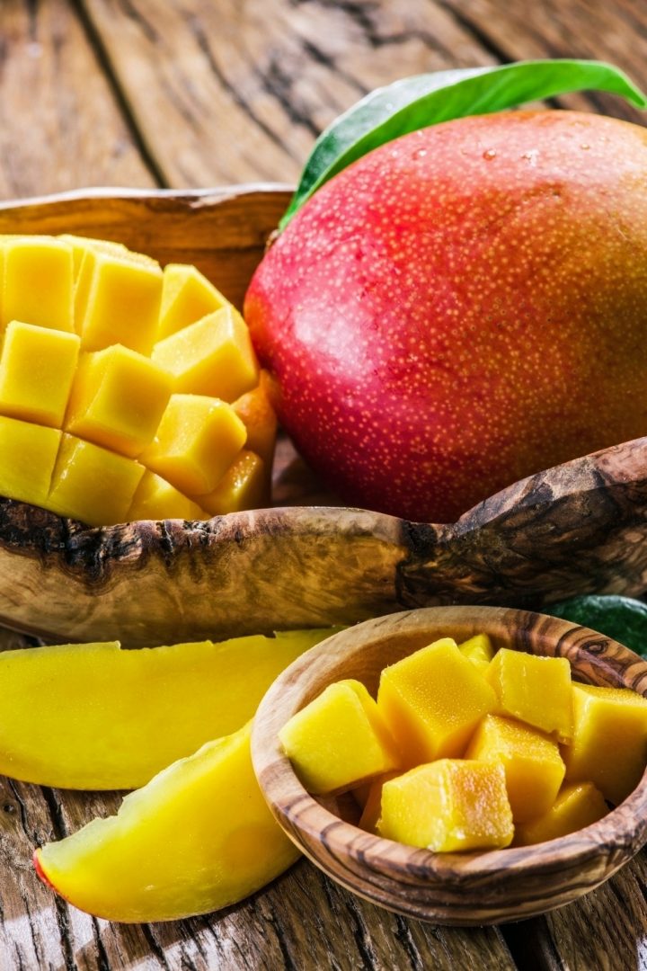 Are Mangoes Acidic Fruits? What Is Mangoes’ pH Level?