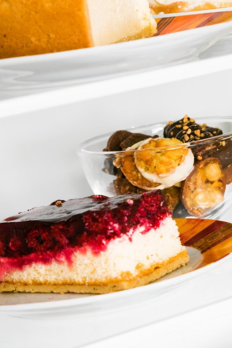 How Long Does Cheesecake Last In The Fridge? + Storage Tips