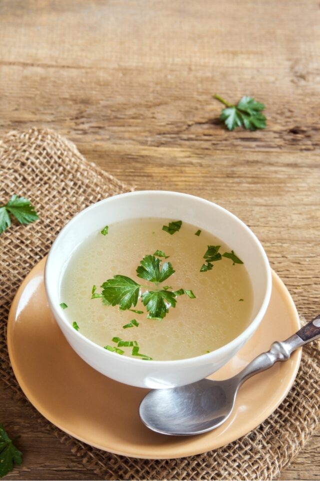 18 Best Beef Bouillon Substitutes + Homemade Alternative