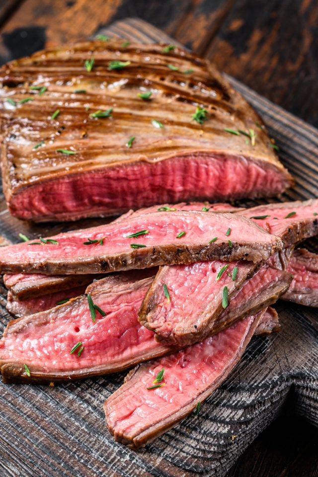16 MouthWatering Substitutes for Flank Steak To Enjoy