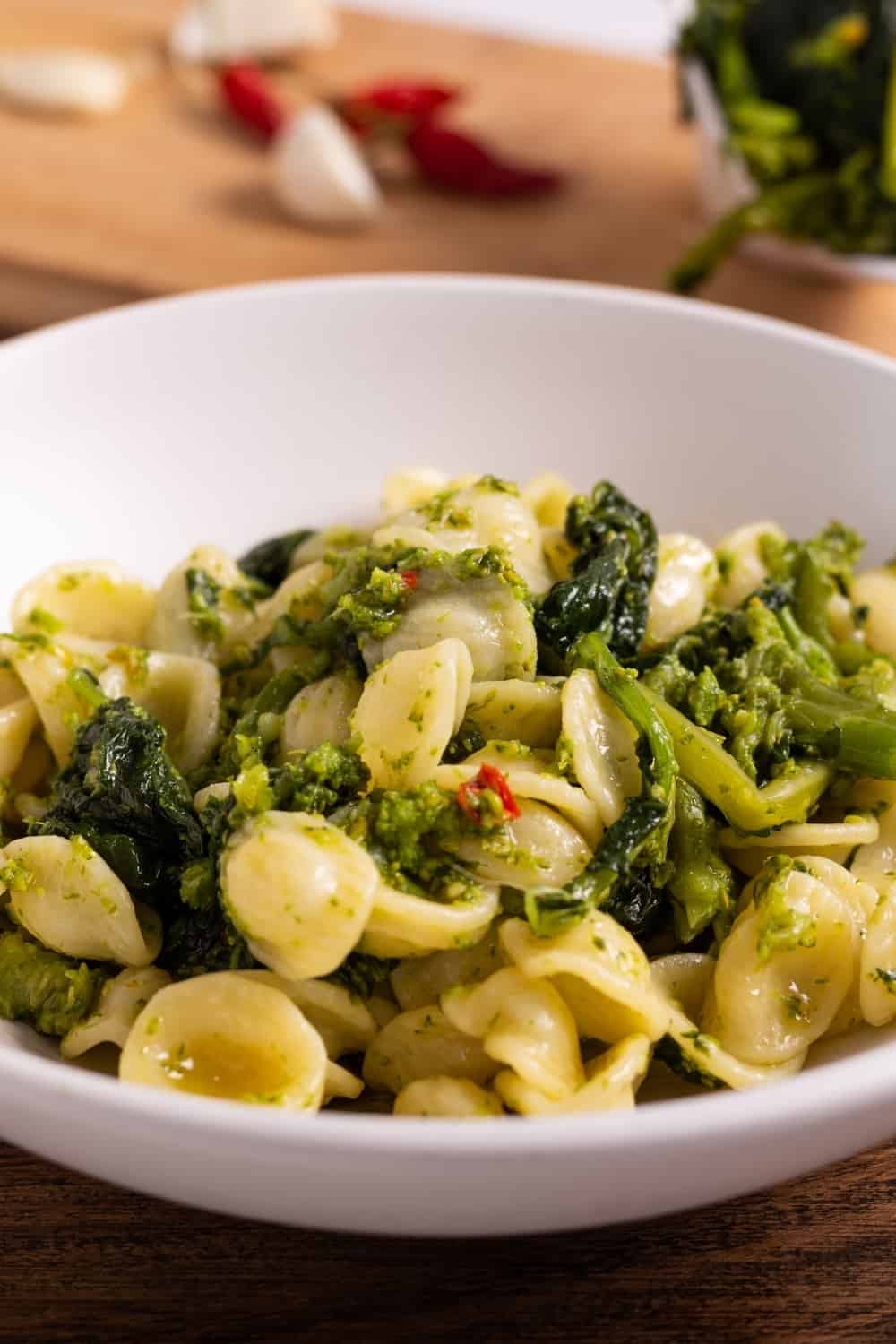 orecchiette avec des feuilles de navet.