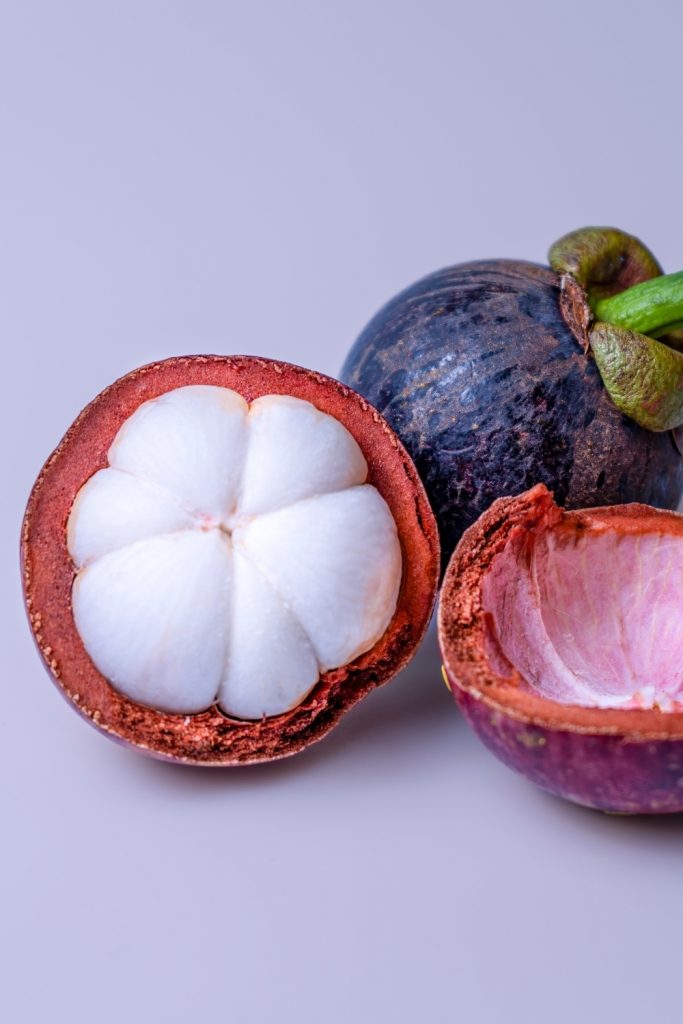 What Does Mangosteen Taste Like In All Of Its Forms?