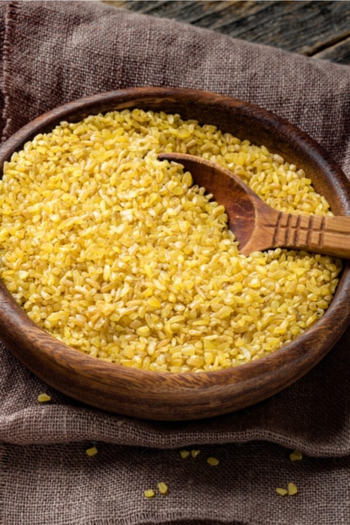 10 Fantastic Farro Substitutes To Win The Grain Game