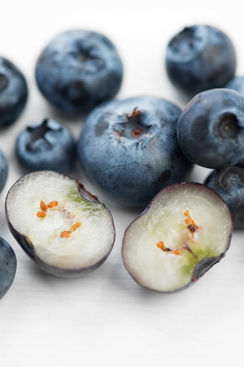 Macro food blueberries