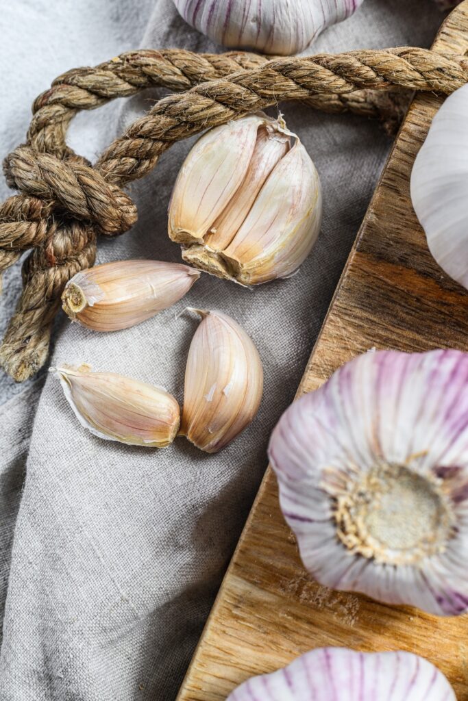 10 Best Garlic Powder Substitutes You Need To Try Today