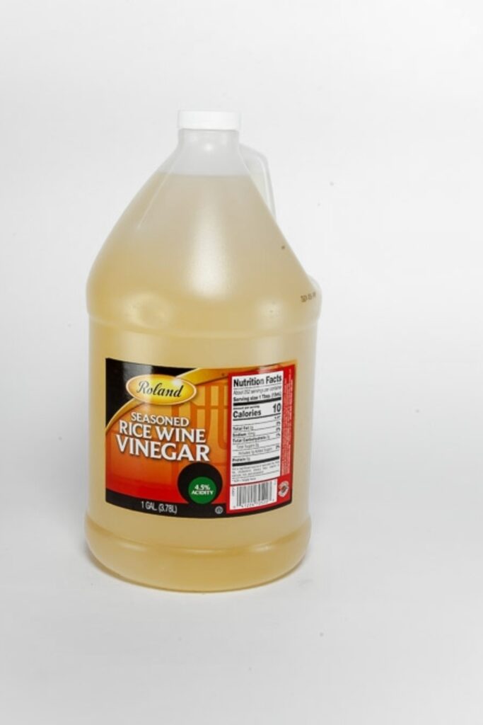 10 Best Champagne Vinegar Substitutes To Taste The Twist