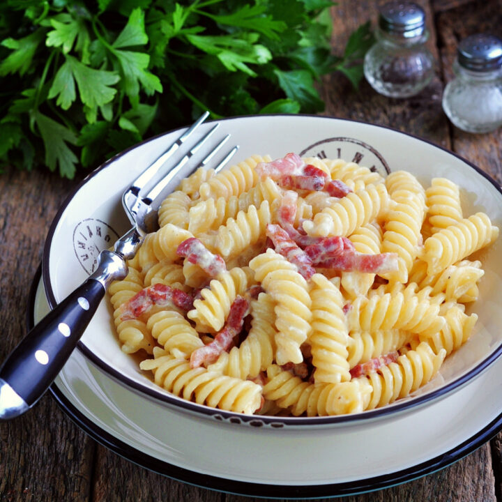 Rezept für Butternuss und Speck Fusilli