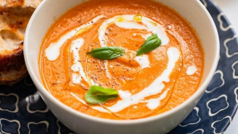 Tomato basil soup