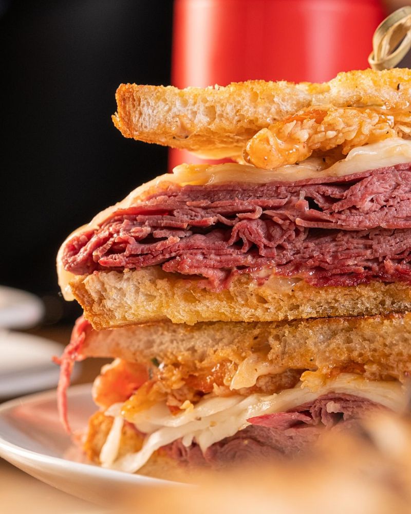 #4: The Reuben – New York’s Deli Delight