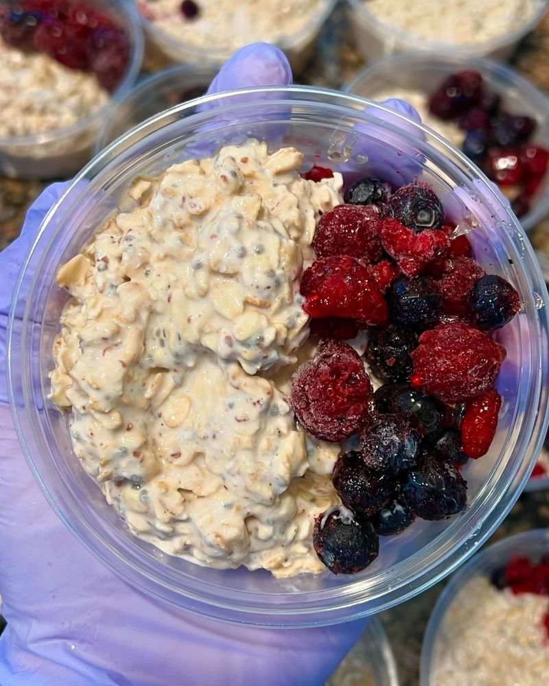 Berry Overnight Oats