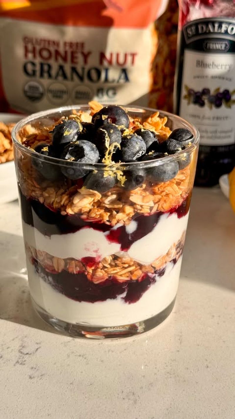Berry Yogurt Parfait