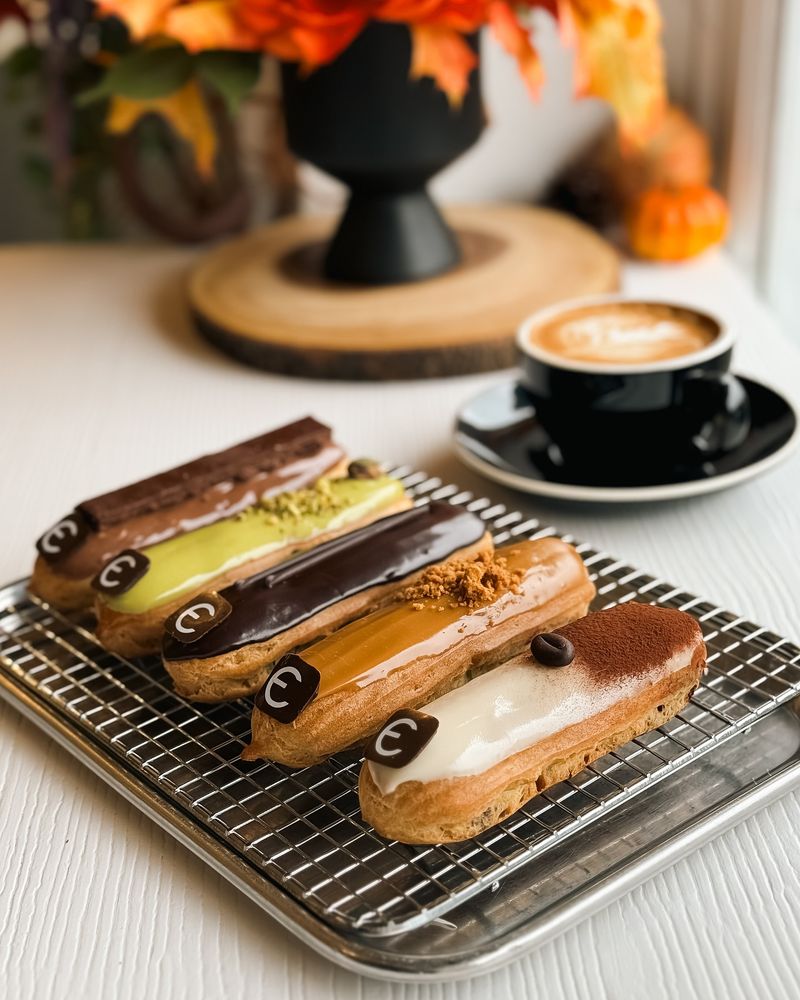 Chocolate Eclair