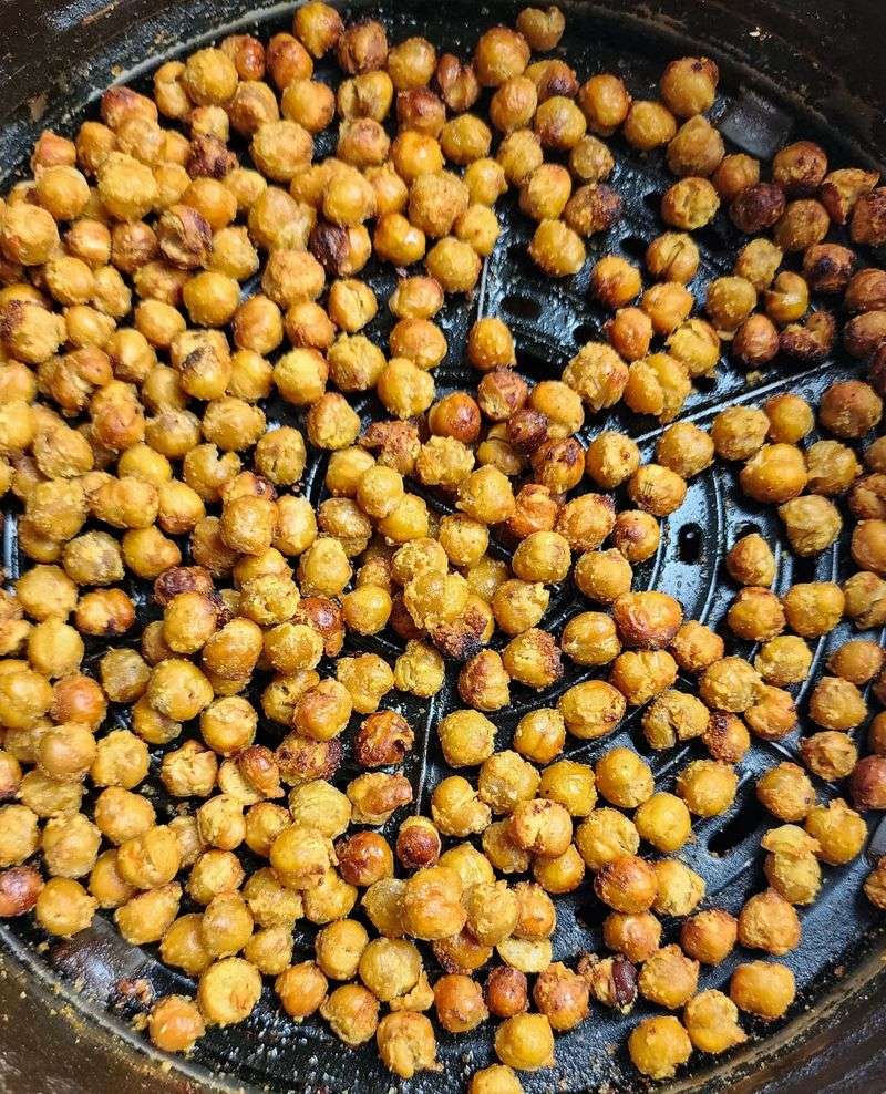 Curried Chickpea Crunch