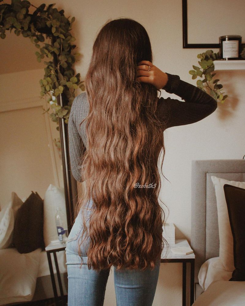 Enhances Hair Health