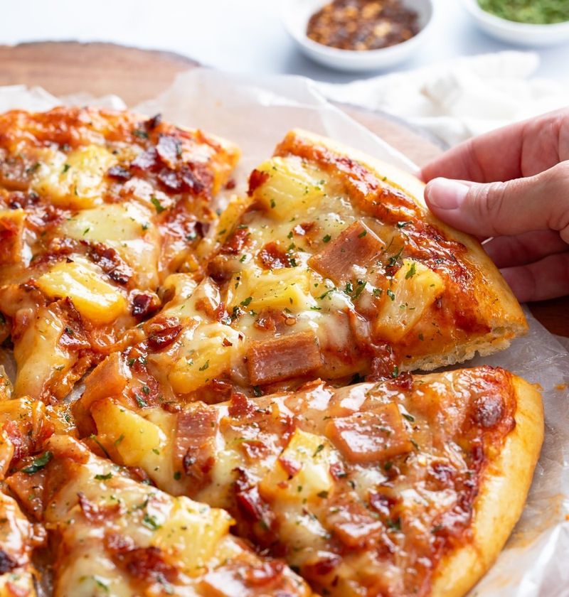 Hawaii: Bacon Pineapple Pizza