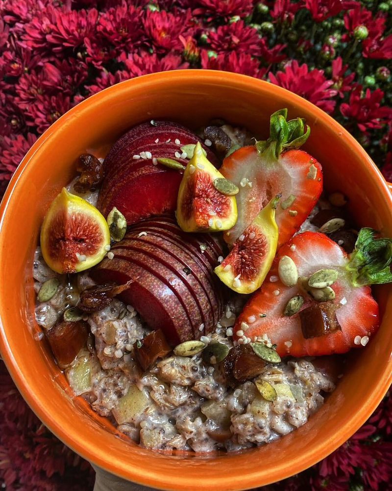 Hazelnut and Chocolate Oat Bowl