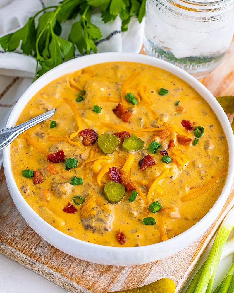 Kansas: Bacon Cheeseburger Soup