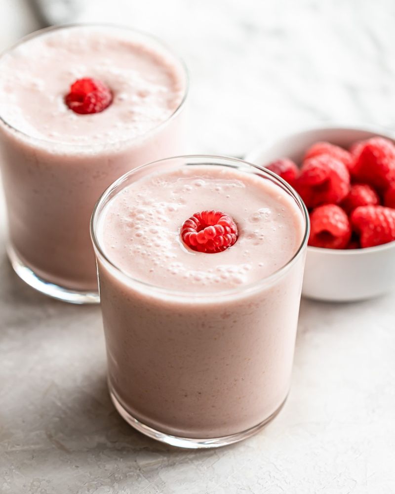 Raspberry Almond Smoothie
