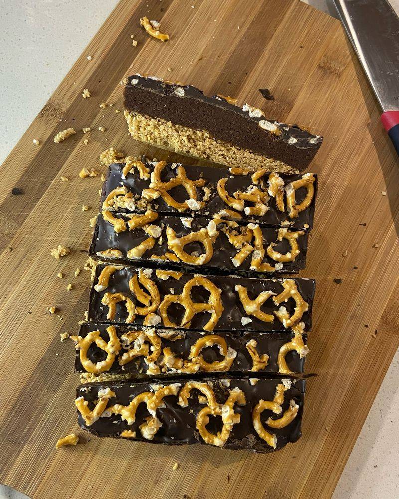 Salted Caramel Pretzel Bars