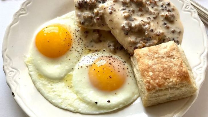 27 Classic Breakfast Dishes We No Longer Eat