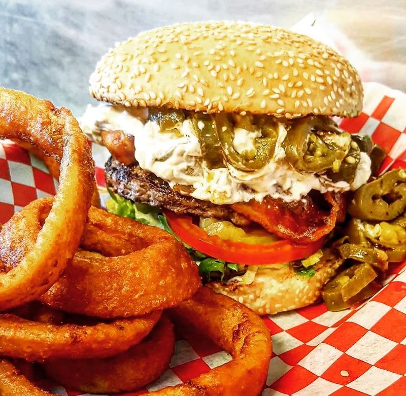 Alaska: Tommy's Burger Stop