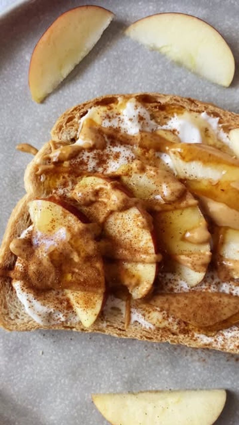 Apple Slices with Peanut Butter