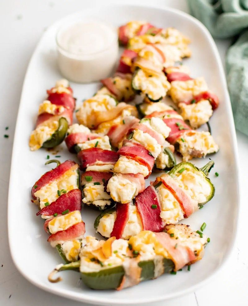 Bacon-Wrapped Jalapeño Poppers
