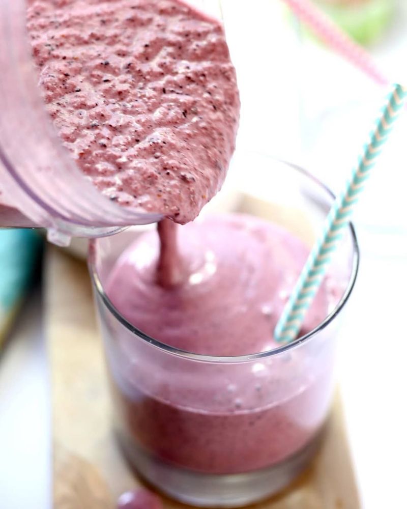 Berry-Green Tea Smoothie