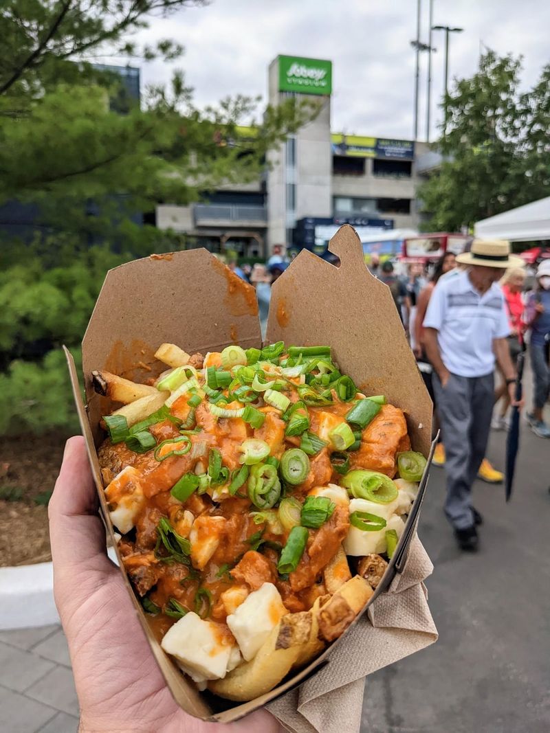Butter Chicken Poutine
