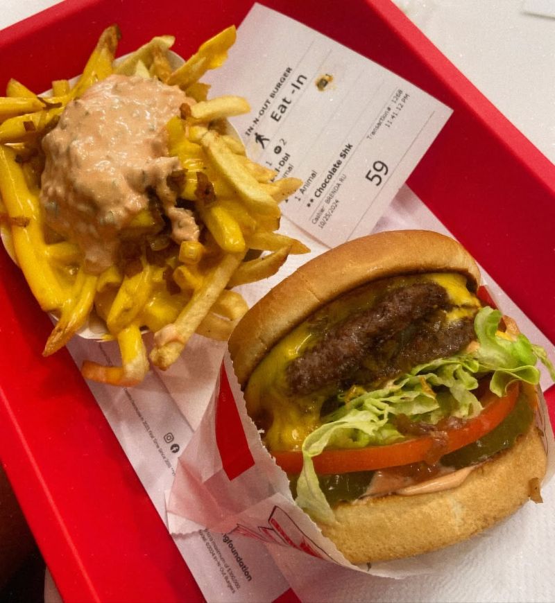 California – In-N-Out Double-Double