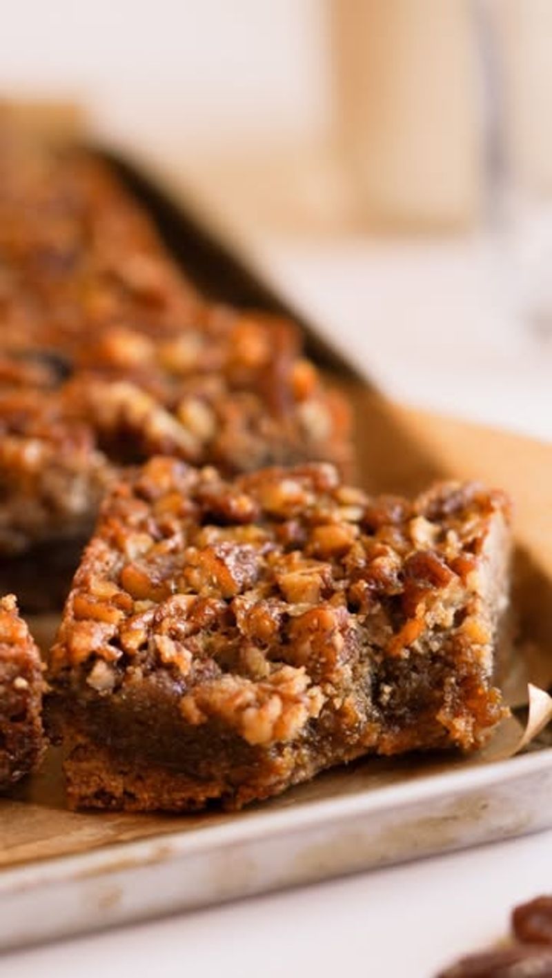 Maple Pecan Cake Bars