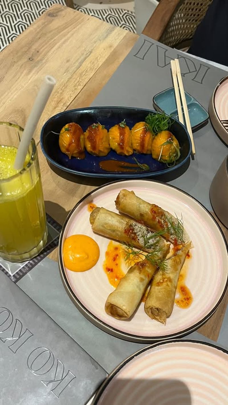 Choose Restaurants with Free Refills