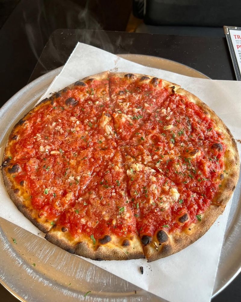 Connecticut – New Haven-Style Pizza