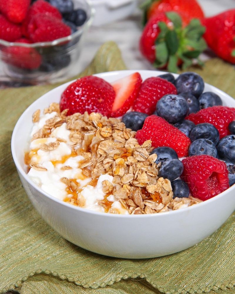 Cottage Cheese and Fruit Bowl
