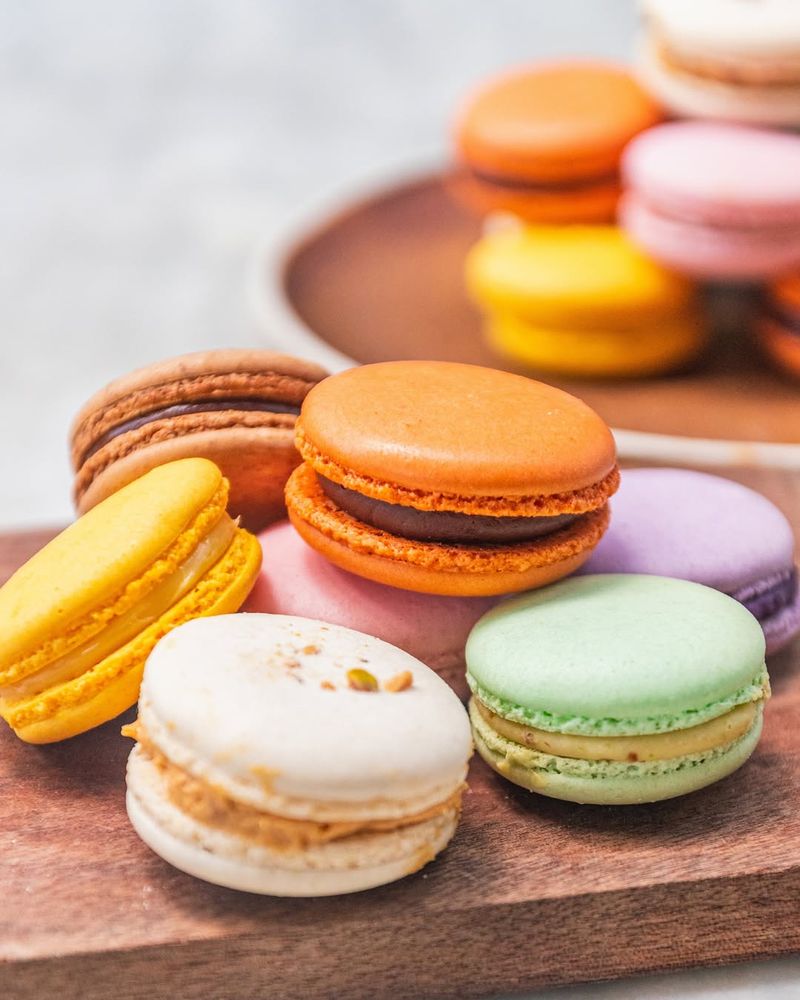 Crispy Macarons