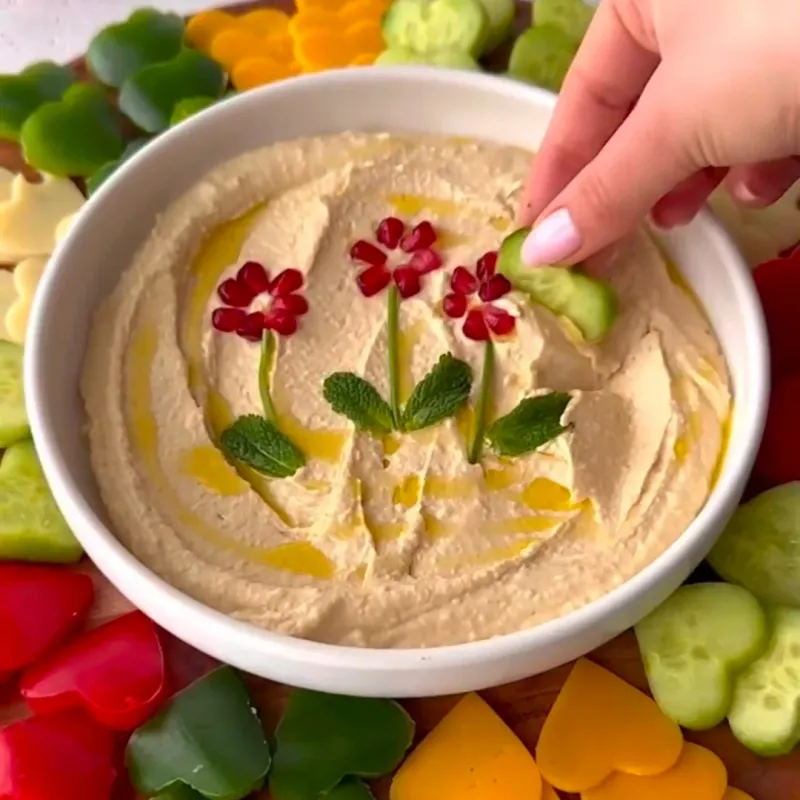 Cucumber Slices with Hummus
